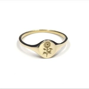 Gold Sunflower Engraved Minimalist Ring